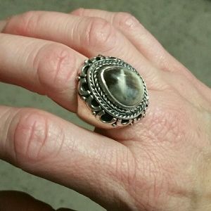 Unique ring